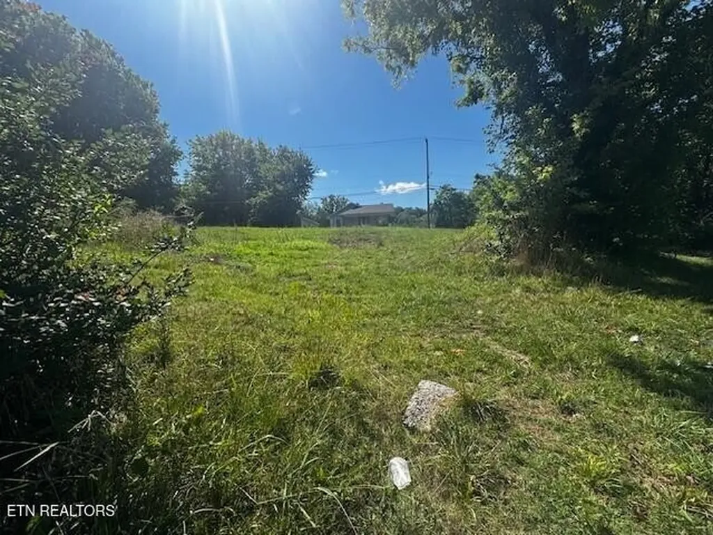 2739 Wilson Avenue Knoxville TN 37914