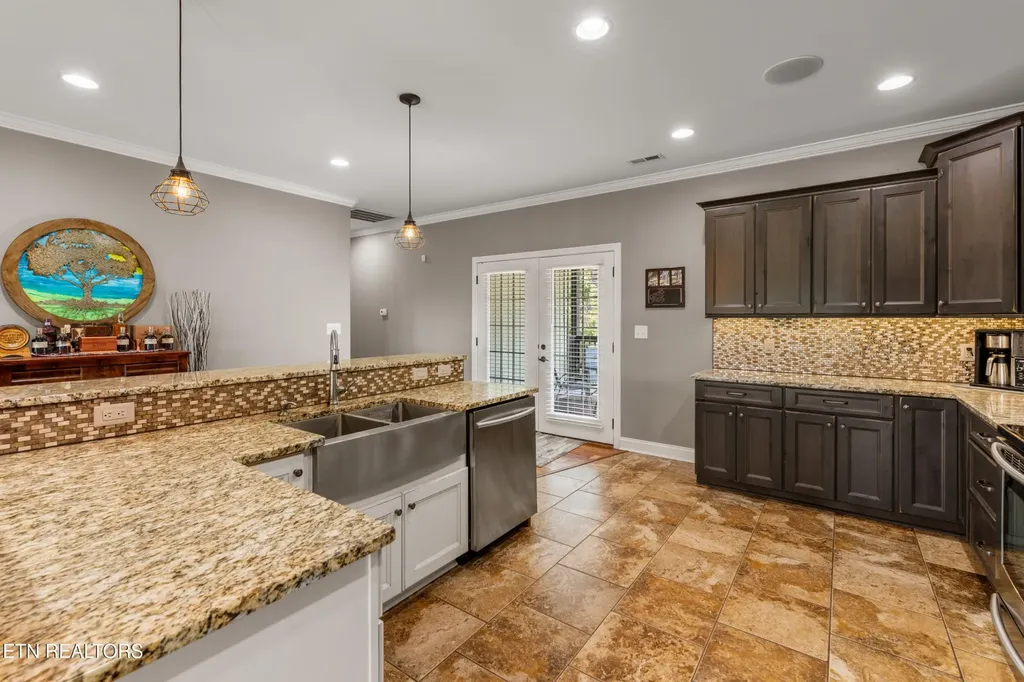 138 Rock Hill Road Maryville TN 37804