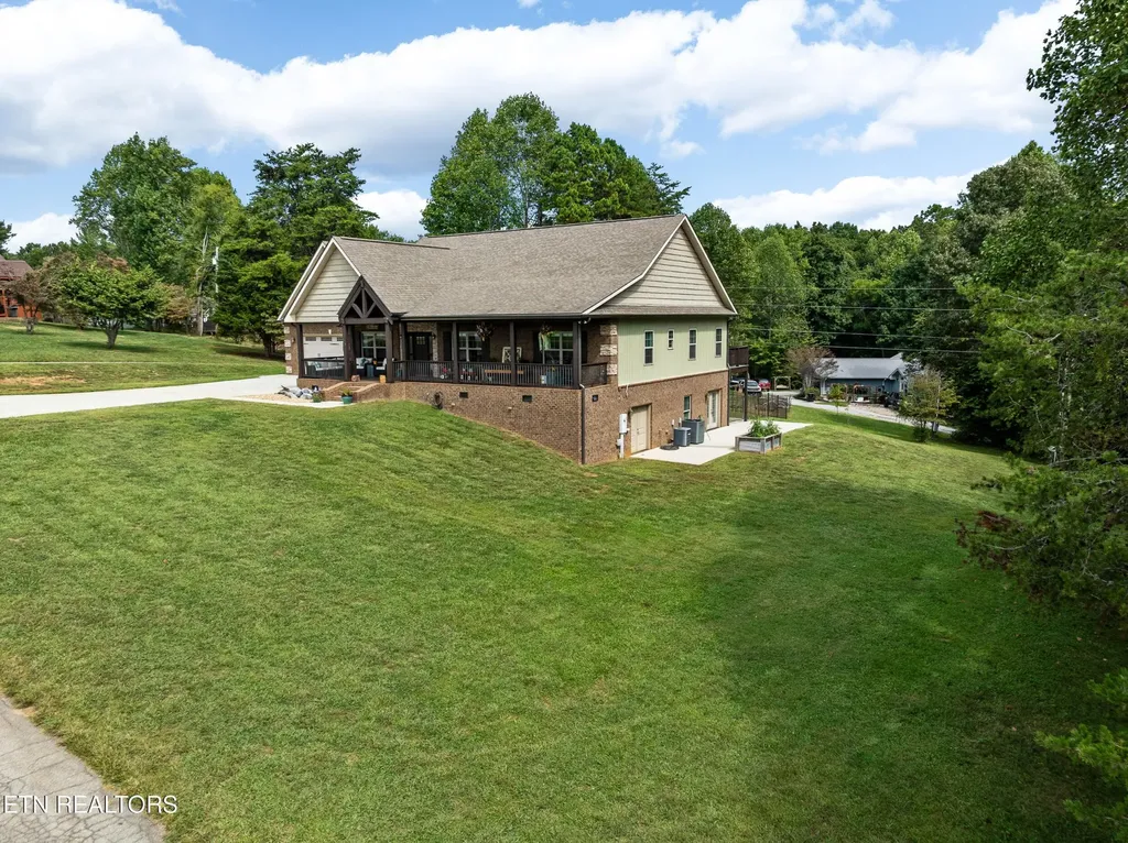 138 Rock Hill Road Maryville TN 37804