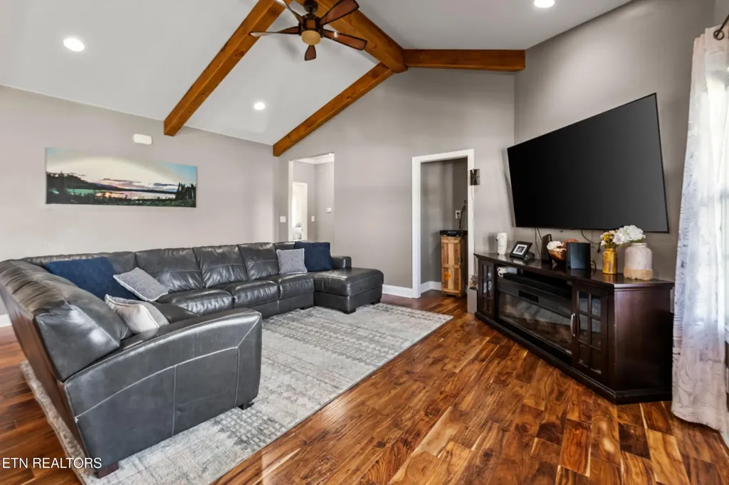 138 Rock Hill Road Maryville TN 37804