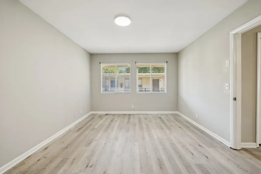 550 Harding Place Nashville TN 37211