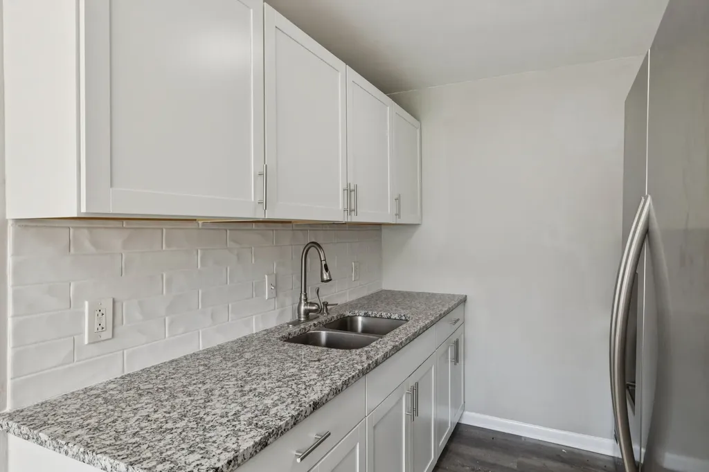 550 Harding Place Nashville TN 37211