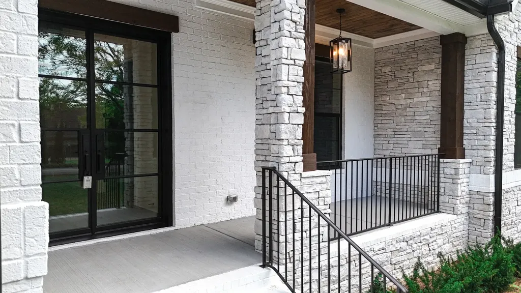 4815 Granny White Pike Nashville TN 37220