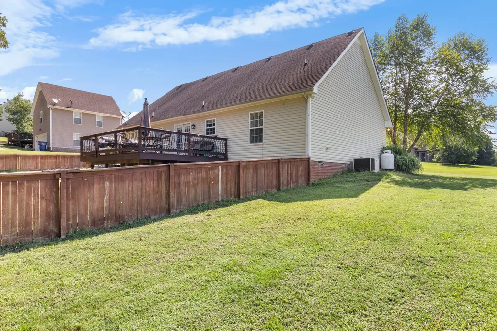 1375 Tannahill Way Clarksville TN 37043