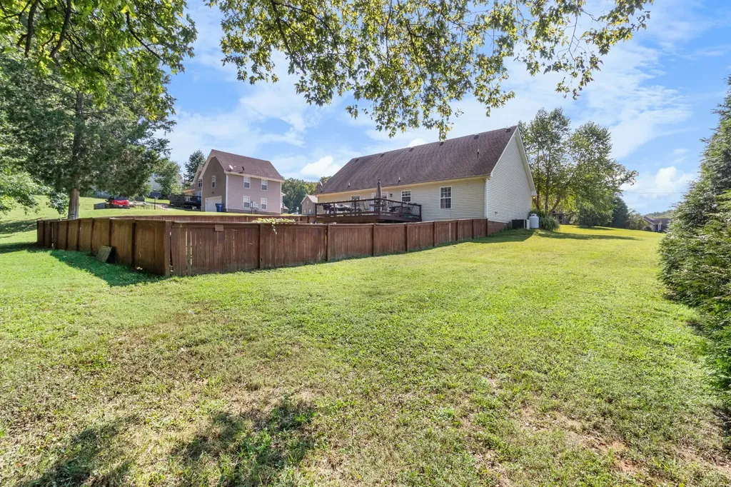1375 Tannahill Way Clarksville TN 37043