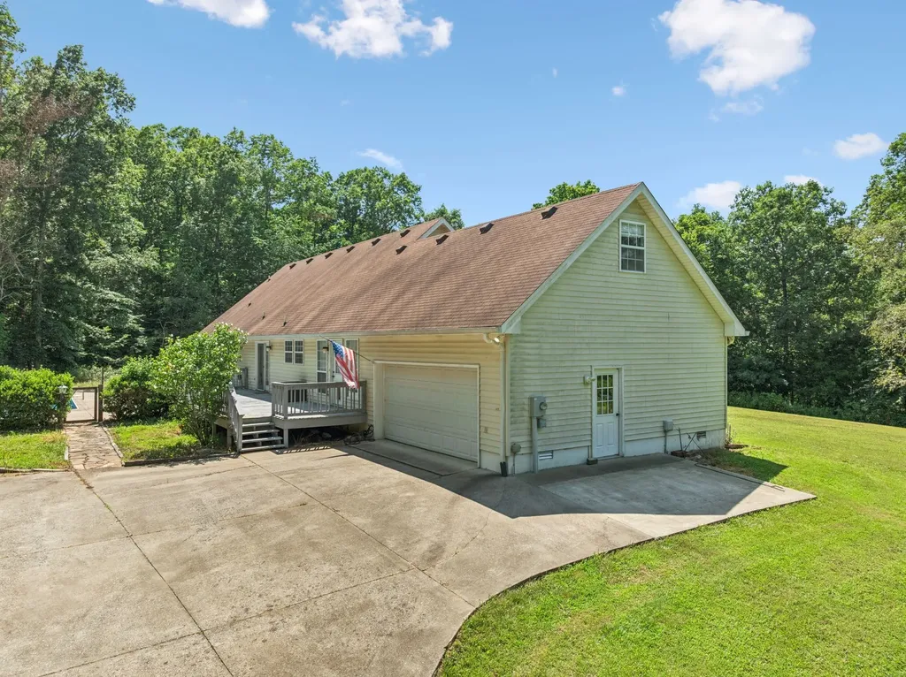 547 Grindstone Hollow Road Dickson TN 37055