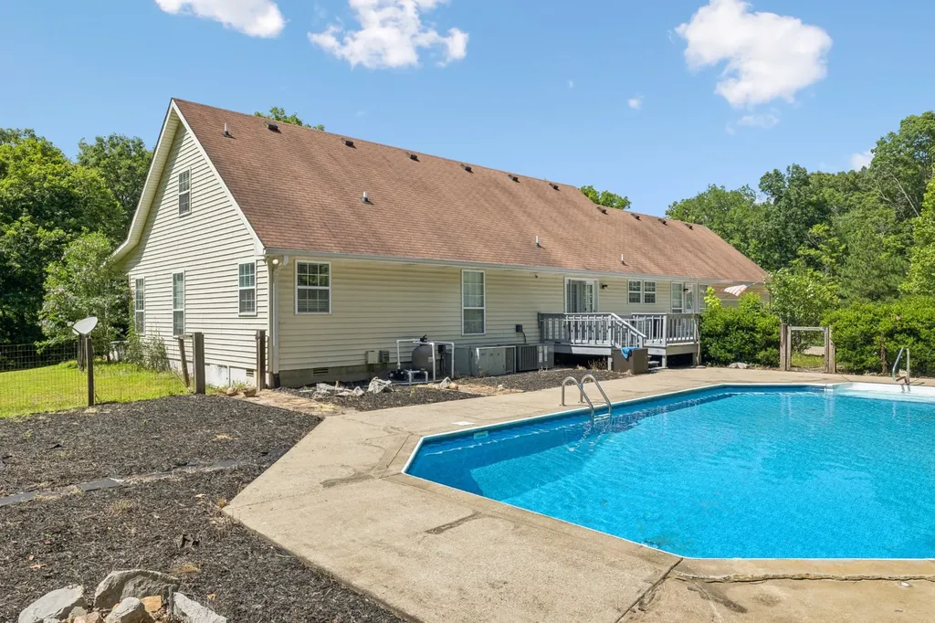 547 Grindstone Hollow Road Dickson TN 37055