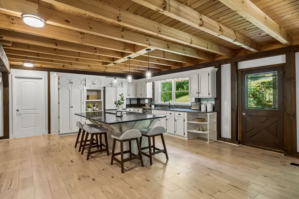3755 Bear Hollow Road Joelton TN 37080