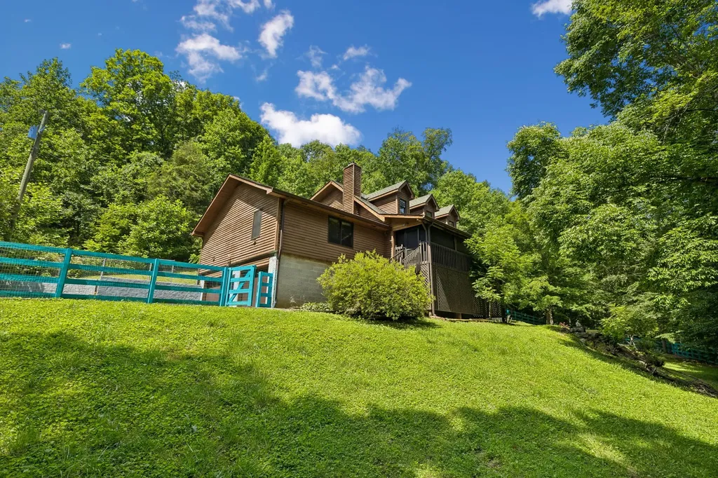 3755 Bear Hollow Road Joelton TN 37080