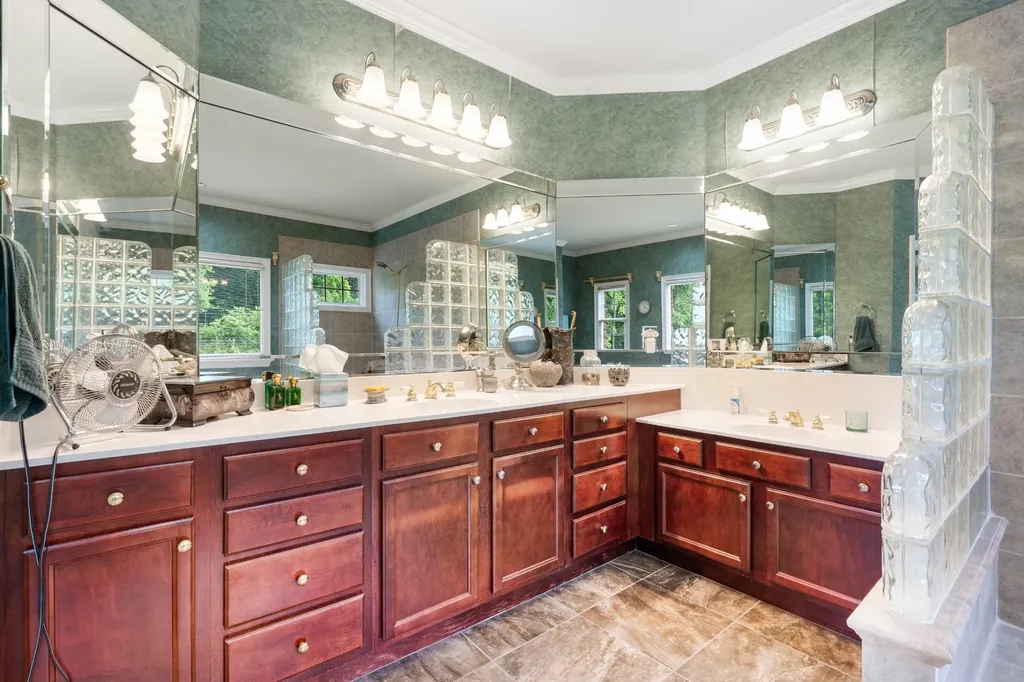 119 Crestland Circle Shelbyville TN 37160