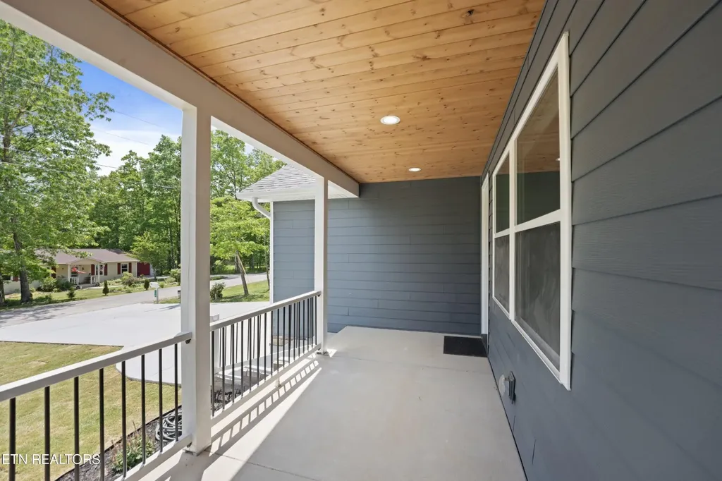 114 Britton Lane Crossville TN 38558