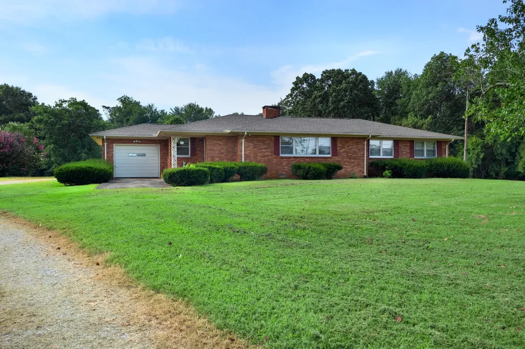 3426 Old Rock Island Road Rock Island TN 38581
