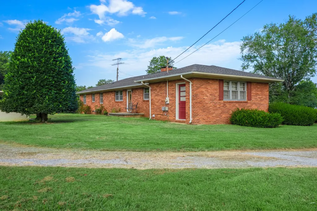 3426 Old Rock Island Road Rock Island TN 38581