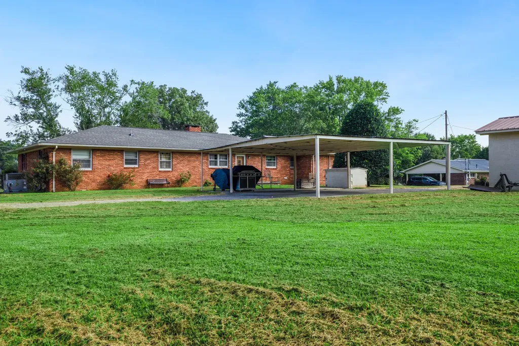 3426 Old Rock Island Road Rock Island TN 38581