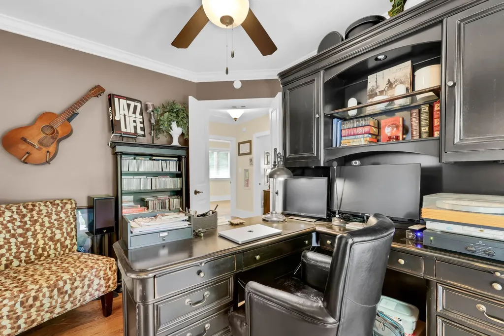 451 Rossview Road Clarksville TN 37043