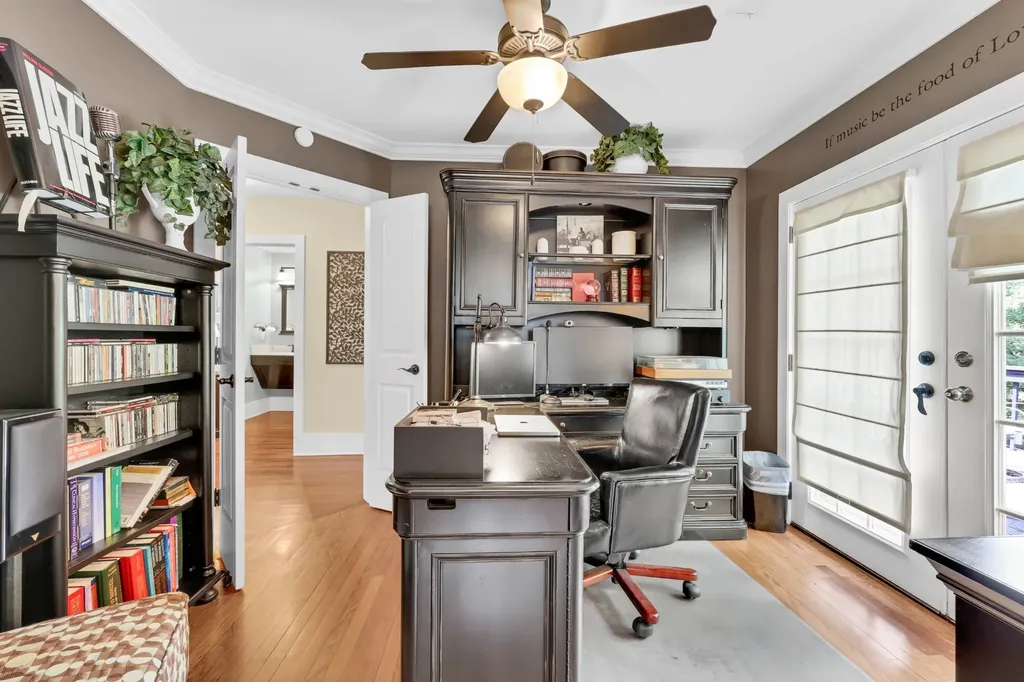451 Rossview Road Clarksville TN 37043