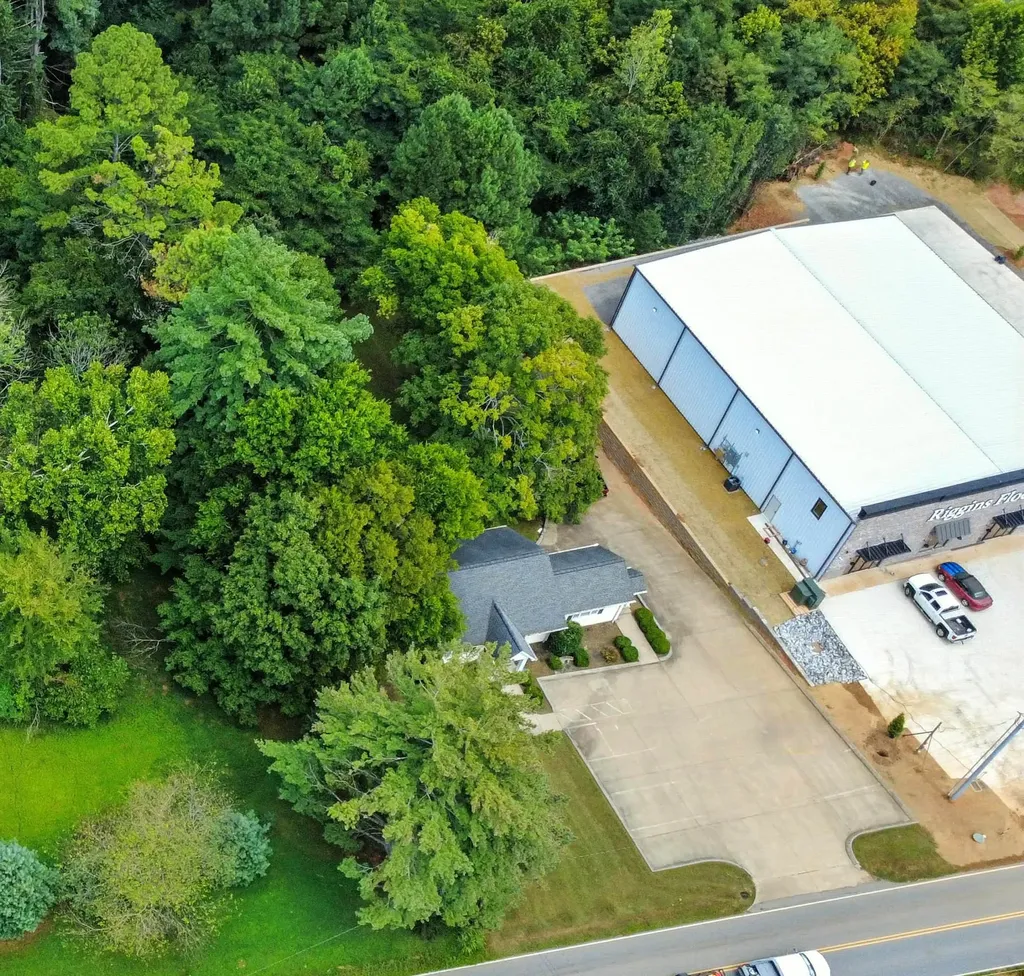 451 Rossview Road Clarksville TN 37043