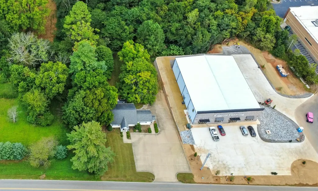 451 Rossview Road Clarksville TN 37043