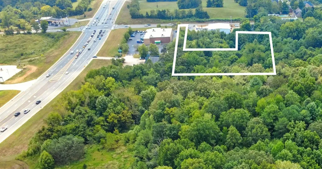 0 Rossview Road Clarksville TN 37043