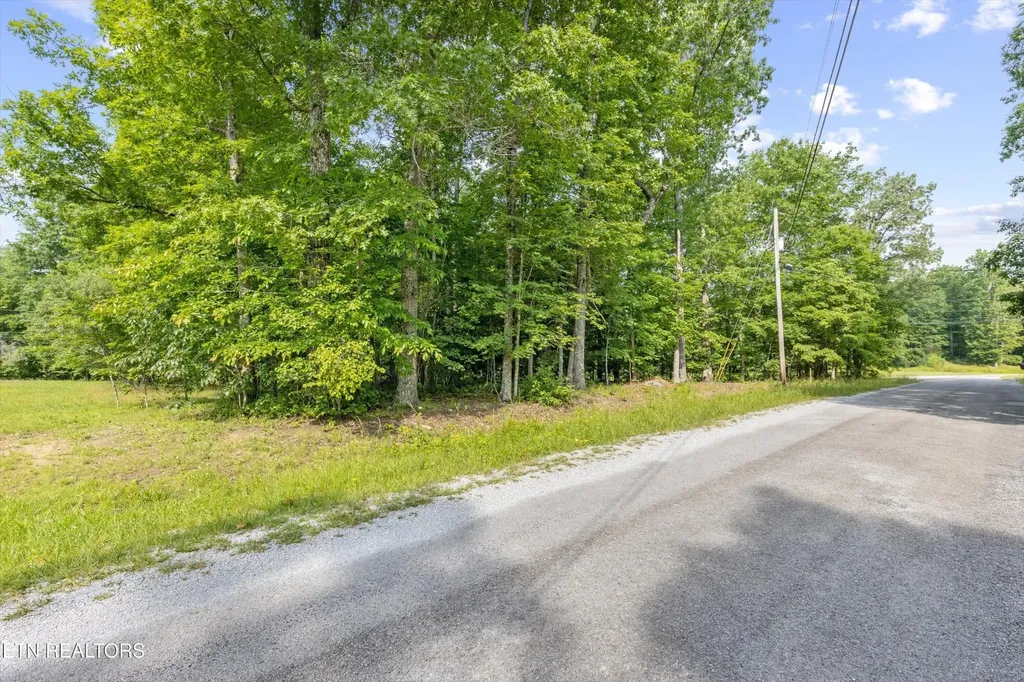 600 Aqum Circle Crossville TN 38572