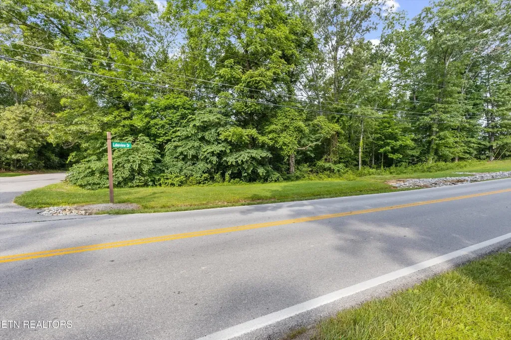 120 Lakeview Drive Crossville TN 38558