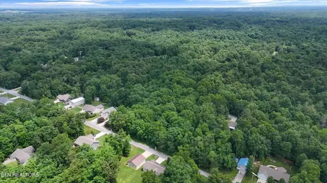 7023 Chief White Eagle Lane Crossville TN 38572