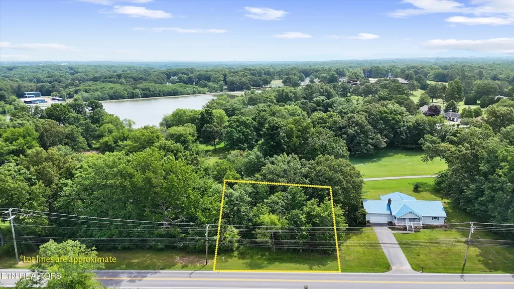 32 Dunbar Road Crossville TN 38572