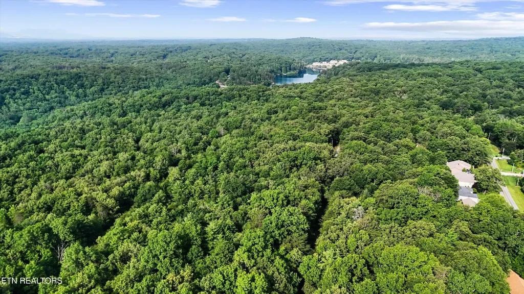 122 Banbury Lane Crossville TN 38558