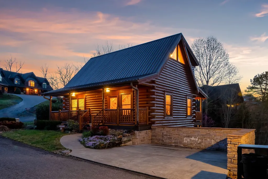 318 Alpine Mountain Way Pigeon Forge TN 37863