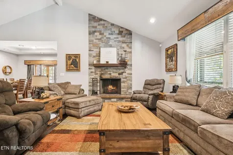 2029 Windy Lane Sevierville TN 37876
