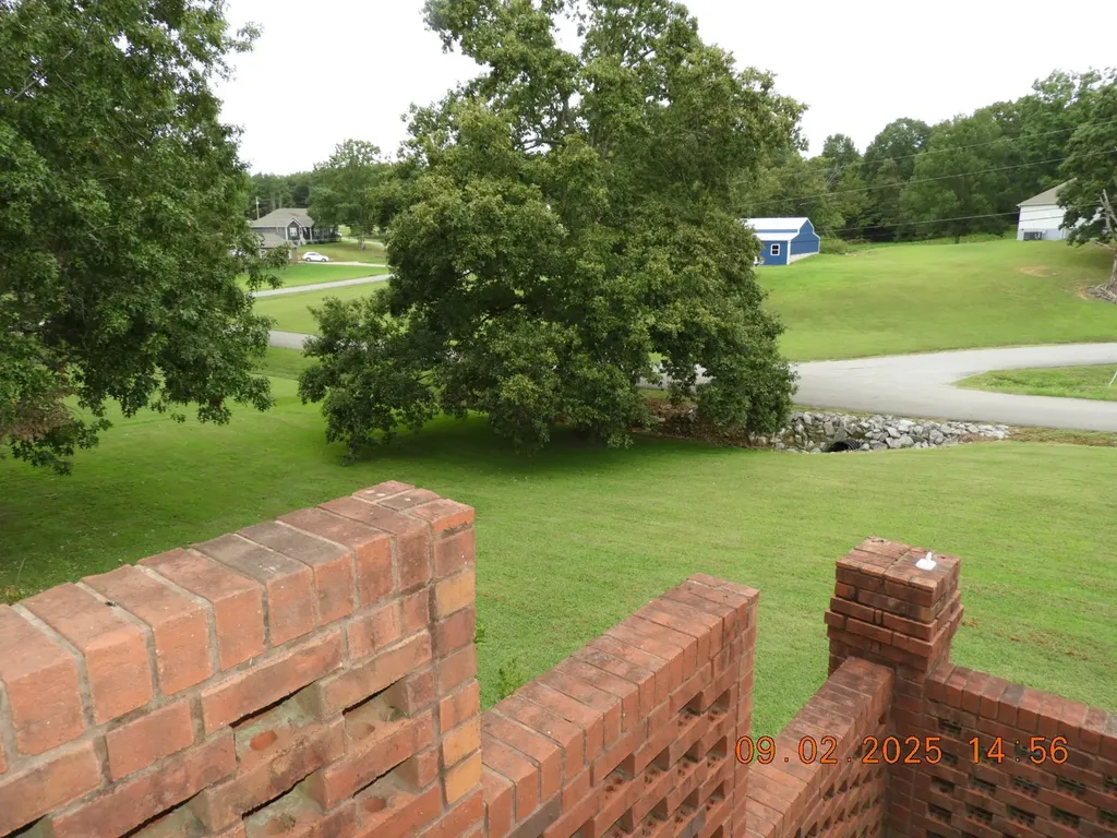 1325 Matthew Avenue Lawrenceburg TN 38464