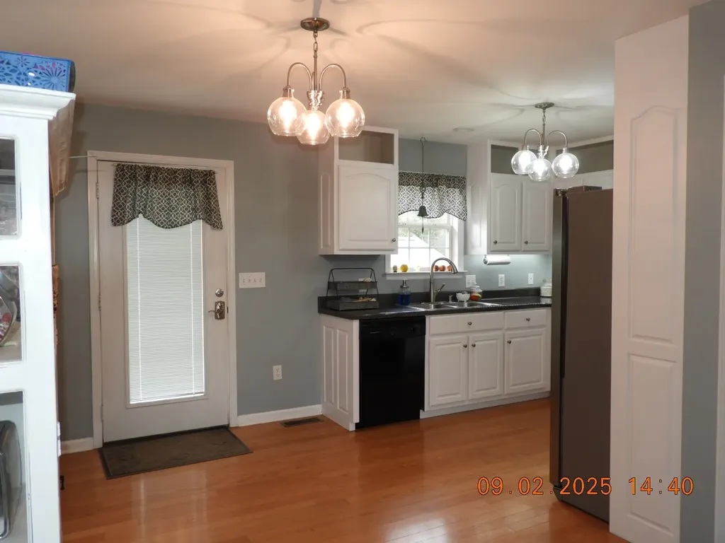 1325 Matthew Avenue Lawrenceburg TN 38464
