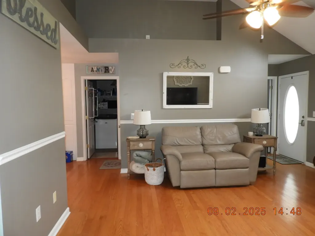 1325 Matthew Avenue Lawrenceburg TN 38464
