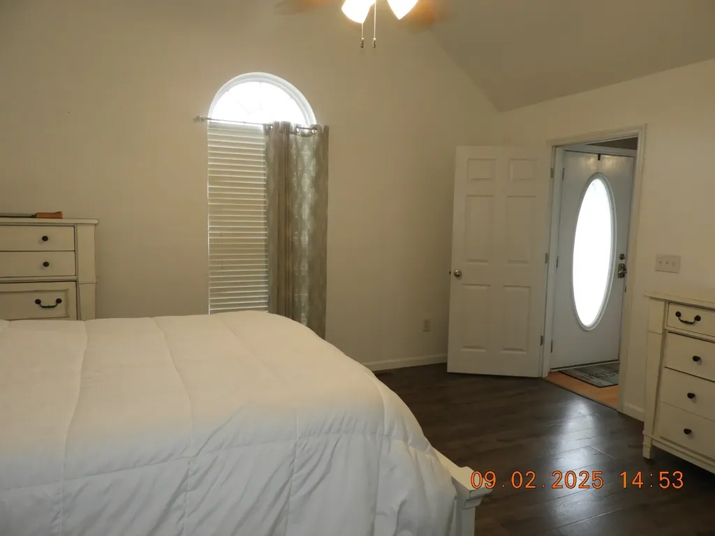 1325 Matthew Avenue Lawrenceburg TN 38464