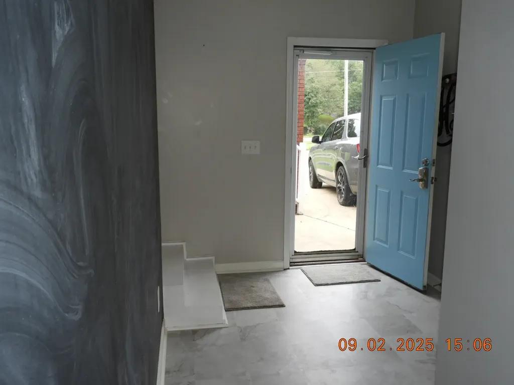 1325 Matthew Avenue Lawrenceburg TN 38464