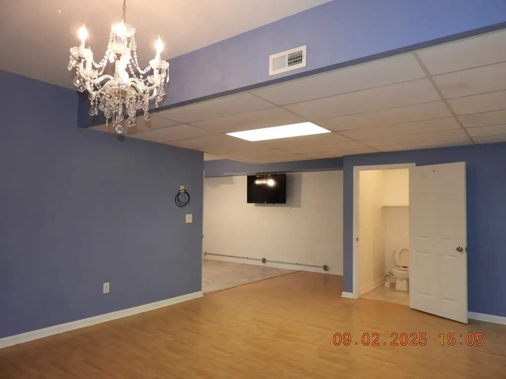 1325 Matthew Avenue Lawrenceburg TN 38464