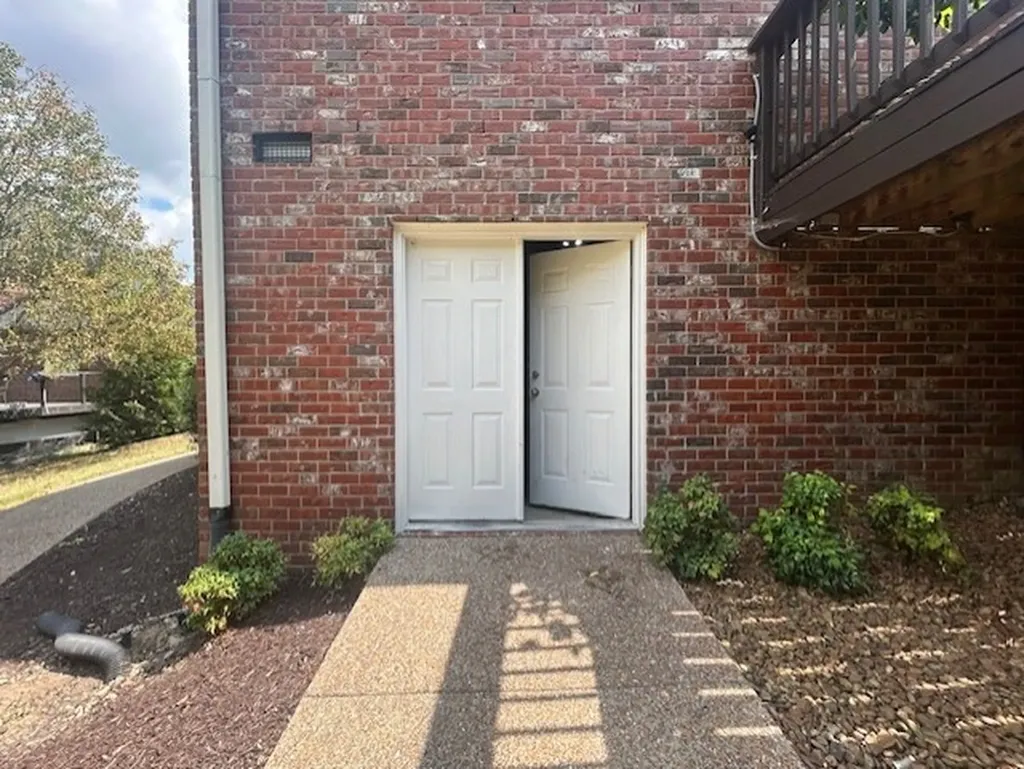 520 Derby Downs Lebanon TN 37087