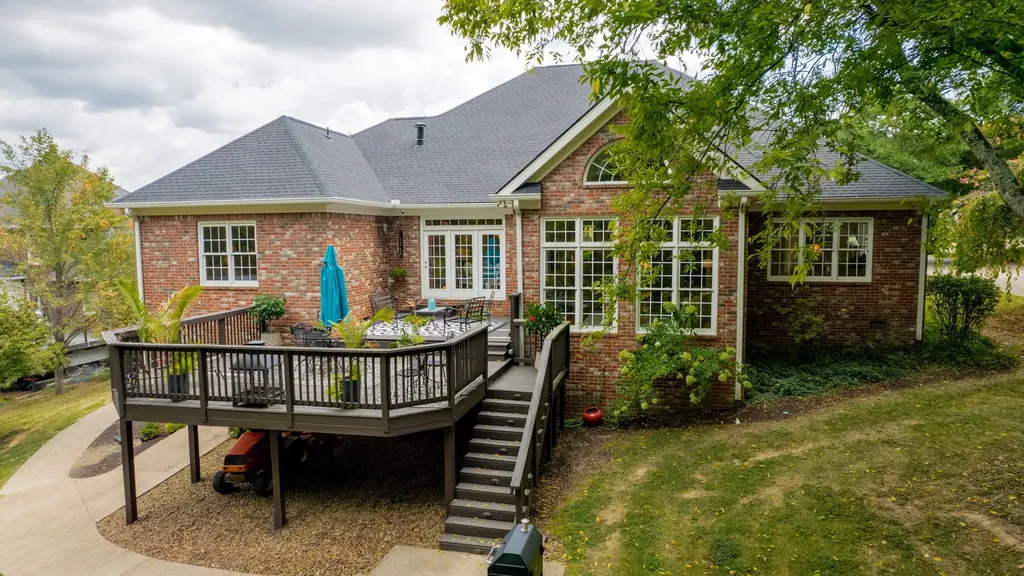 520 Derby Downs Lebanon TN 37087
