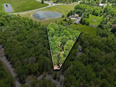 51 Mossy Rock Lane Monteagle TN 37356