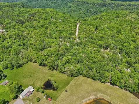 51 Mossy Rock Lane Monteagle TN 37356