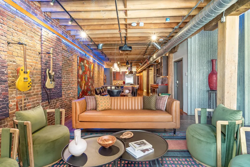 219 2nd Ave, N Nashville TN 37201