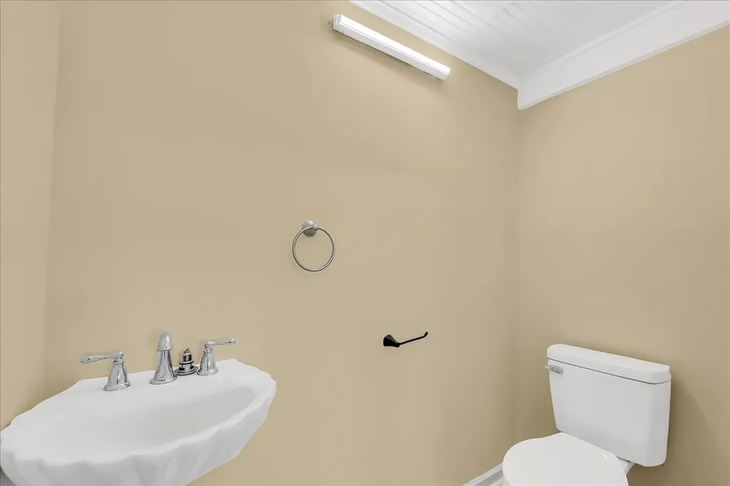 104 Locust Street Liberty TN 37095