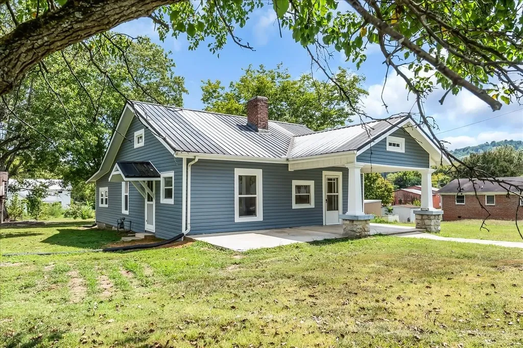 104 Locust Street Liberty TN 37095