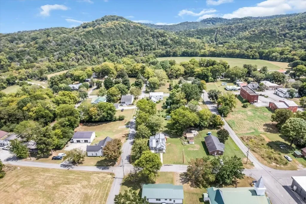 104 Locust Street Liberty TN 37095