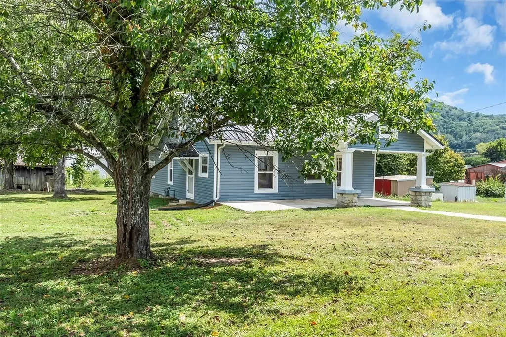 104 Locust Street Liberty TN 37095
