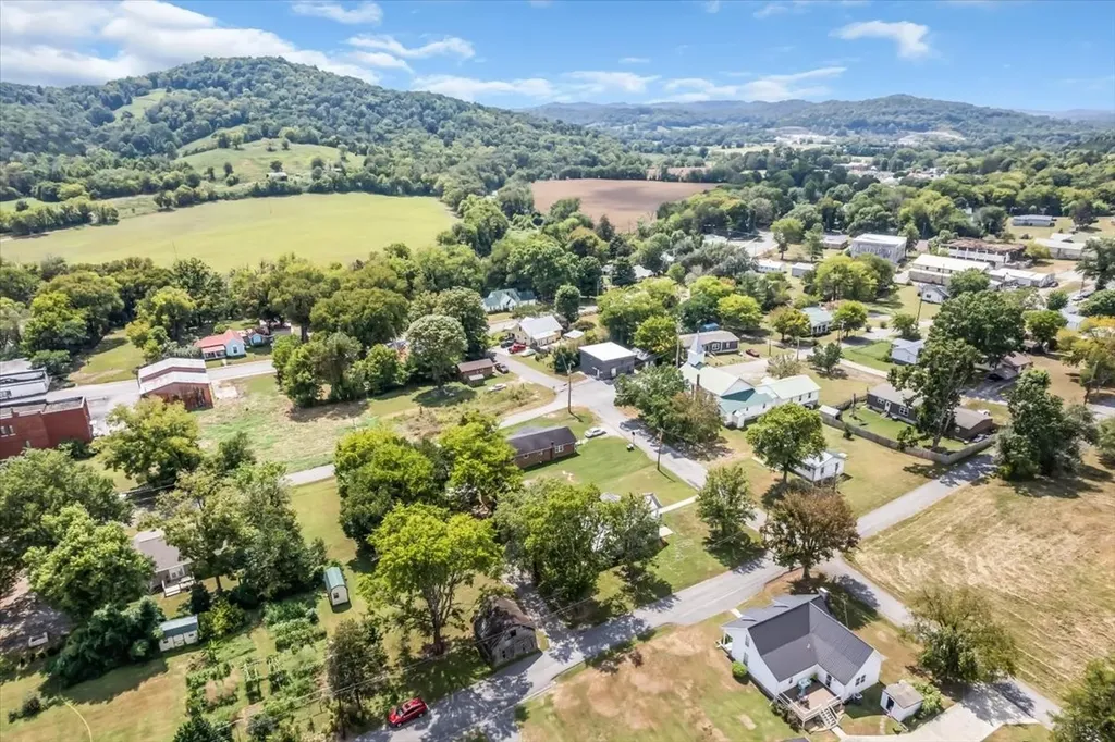 104 Locust Street Liberty TN 37095