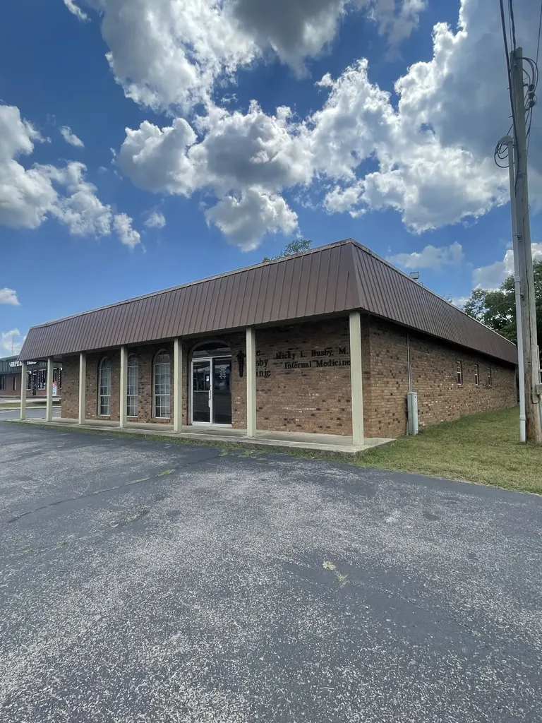 317 W Gaines St, W Lawrenceburg TN 38464