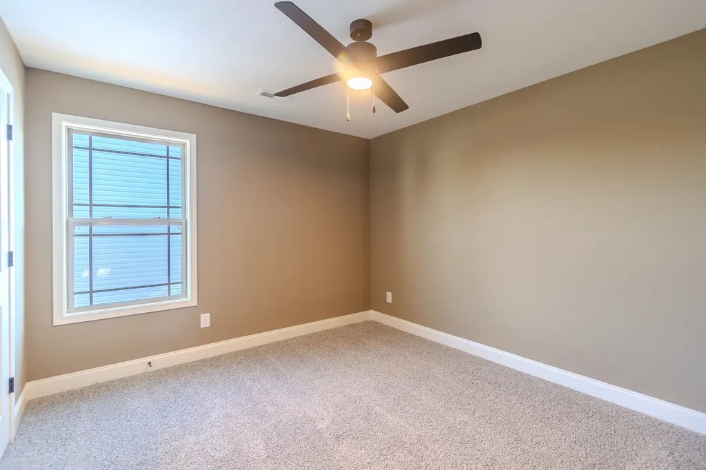 22 Garrettsburg Meadows Clarksville TN 37042