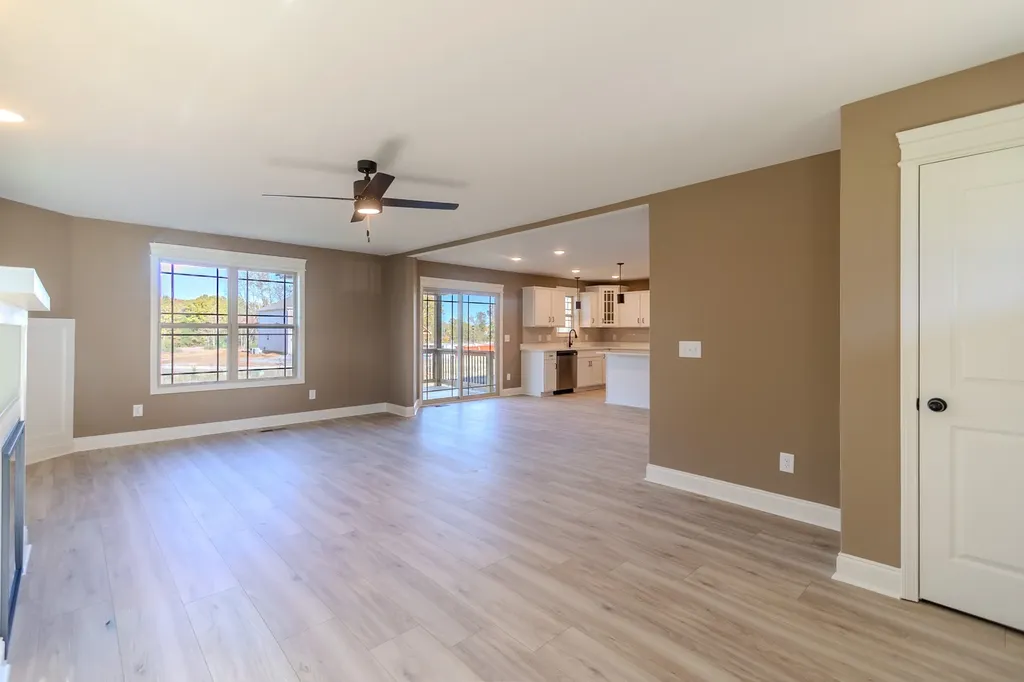 22 Garrettsburg Meadows Clarksville TN 37042
