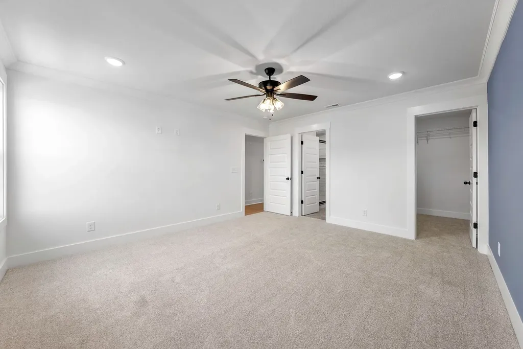 513 Charleston Cove Clarksville TN 37043